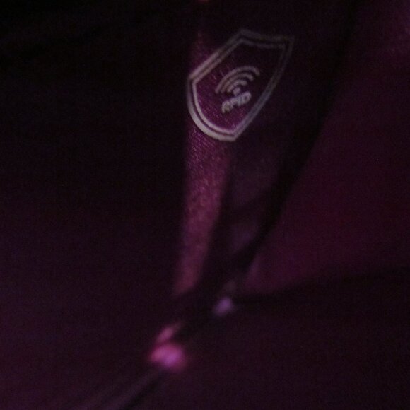 Vera Bradley Turnlock Wallet Zip Around ~ RFID Blocking ~ Flower Garden Pattern - Picture 10 of 13